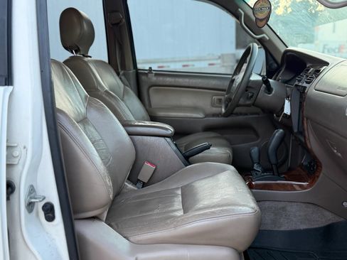 Used 1999 Toyota 4Runner Limited w/ Upgrade Value Pkg 5 AWD/4WD image 19