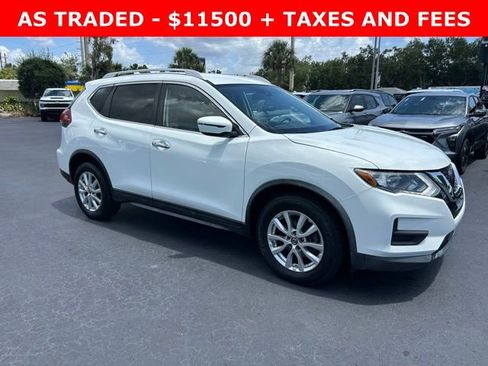 Used 2020 Nissan Rogue SV FWD image 1