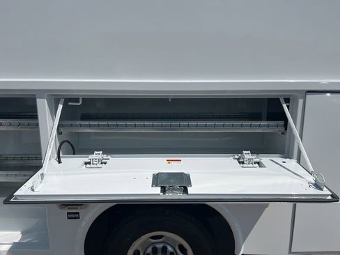 New 2025 Chevrolet Express 3500 w/ Power Convenience Package image 12