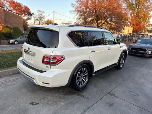 Used 2018 Nissan Armada SL w/ Premium Package image 9