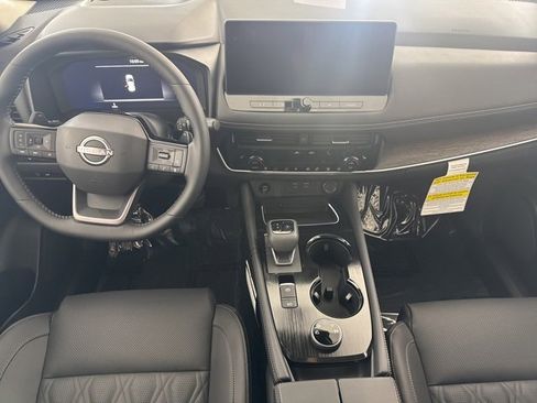 New 2026 Nissan Rogue Platinum w/ Platinum Premium Package image 28