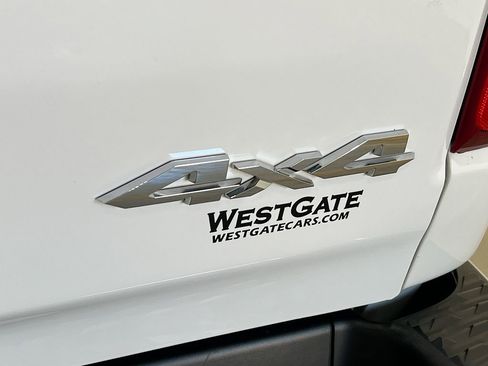 Used 2024 RAM 1500 Laramie image 37