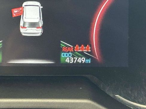 Certified 2024 Toyota RAV4 LE FWD image 29