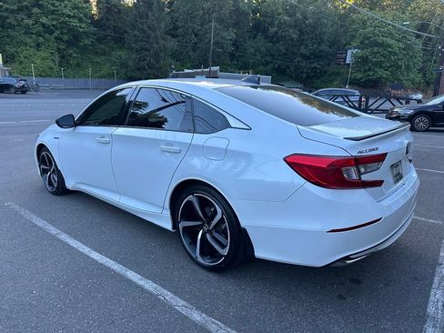 Used 2022 Honda Accord Sport image 7