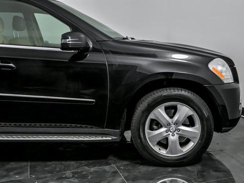 Used 2012 Mercedes-Benz GL 450 4MATIC image 12
