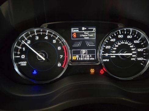 Used 2017 Subaru Forester 2.5i Premium AWD/4WD image 12