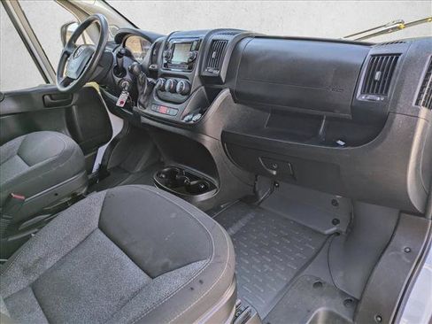 Used 2019 RAM ProMaster 2500 w/ Premium Appearance Group FWD image 19