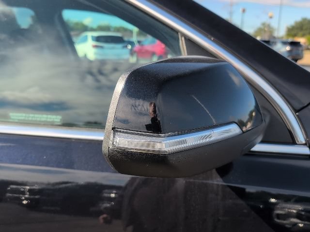 Used 2022 GMC Acadia SLE AWD/4WD image 10