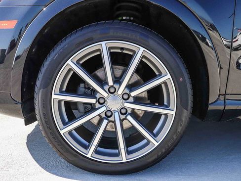 Used 2018 Audi Q3 2.0T Premium Plus w/ Premium Plus Package image 14