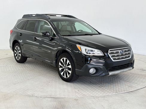 Used 2016 Subaru Outback 2.5i Limited AWD/4WD image 7