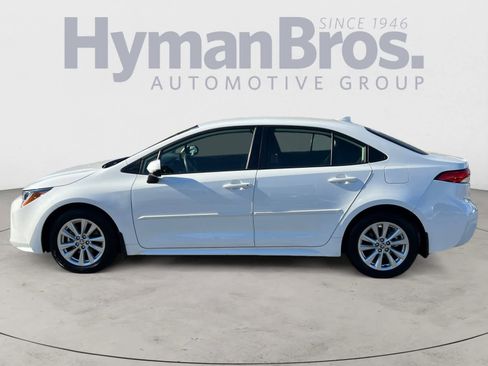 Used 2023 Toyota Corolla LE w/ LE Convenience Package FWD image 7
