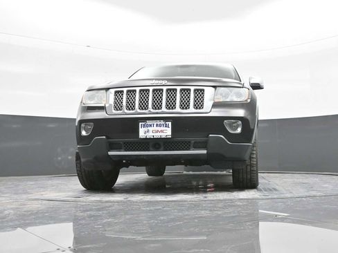 Used 2011 Jeep Grand Cherokee Overland Summit image 47