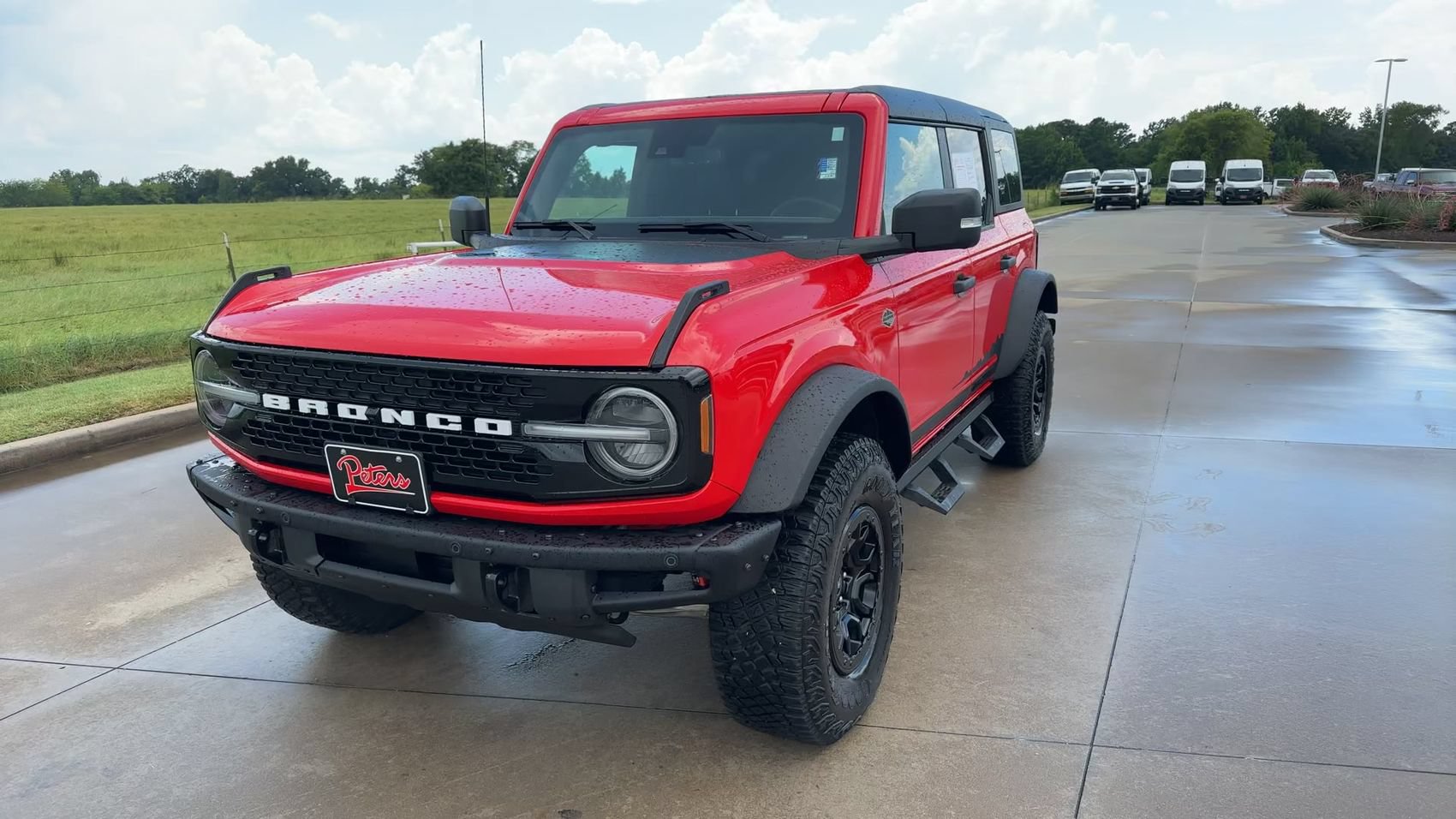 Used 2024 Ford Bronco Wildtrak AWD/4WD image 3