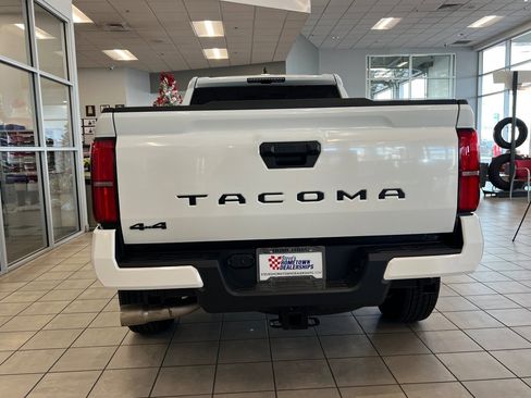 New 2025 Toyota Tacoma TRD Sport image 5
