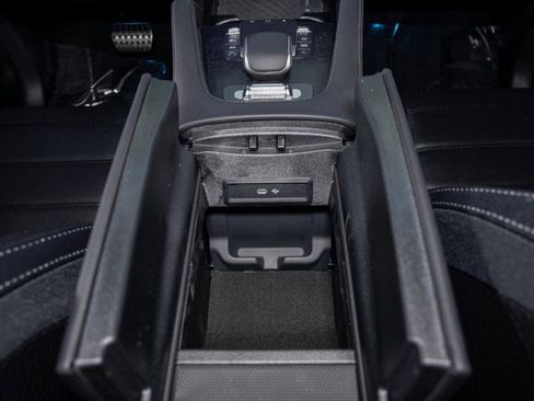 New 2026 Mercedes-Benz GLS 450 4MATIC image 24