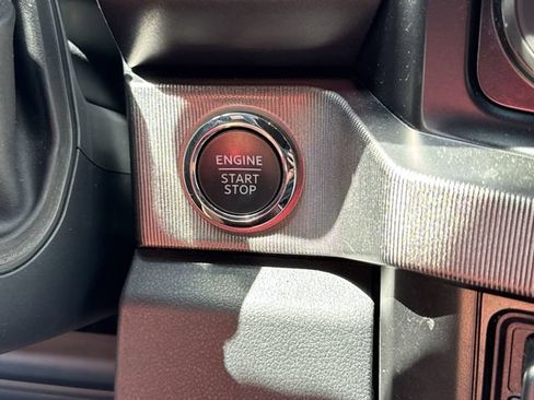 Used 2024 Ford F350 Platinum AWD/4WD image 17