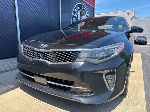 Used 2018 Kia Optima SX w/ Technology Package FWD image 16