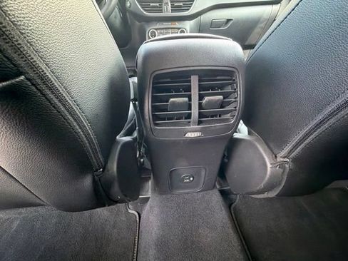 Used 2022 Ford Escape Titanium w/ Titanium Elite Package AWD/4WD image 15