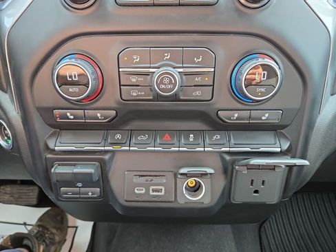 Used 2020 Chevrolet Silverado 1500 LT w/ All-Star Edition AWD/4WD image 24