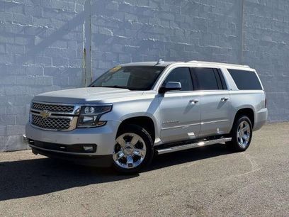 Used 2019 Chevrolet Suburban LT w/ LT Signature Package