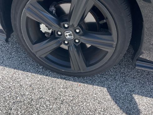 Used 2023 Honda Accord Sport image 13