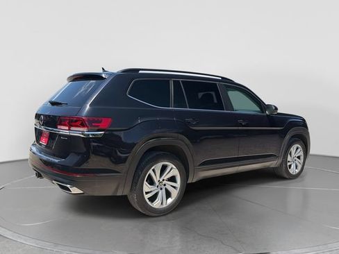 Used 2023 Volkswagen Atlas SE AWD/4WD image 4