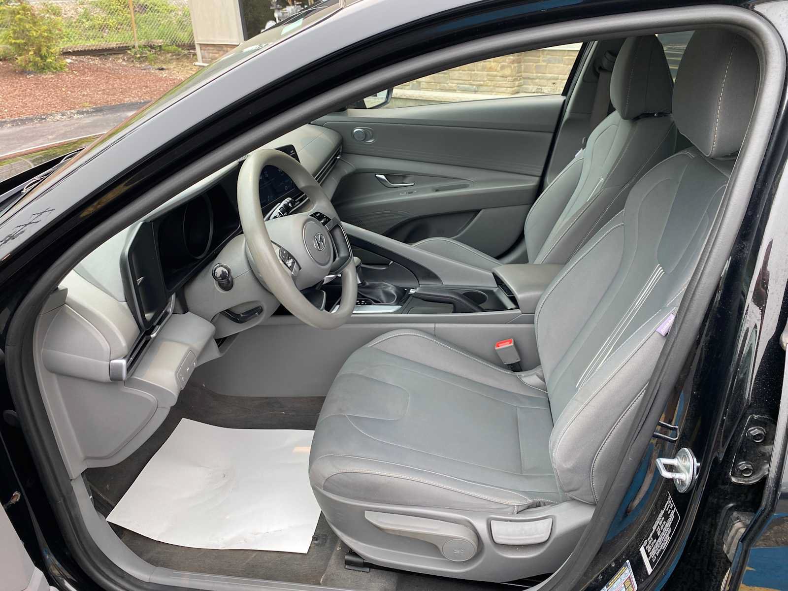 Used 2022 Hyundai Elantra SEL FWD image 10