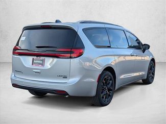 New 2026 Chrysler Pacifica Limited w/ S Appearance Package AWD/4WD video 2
