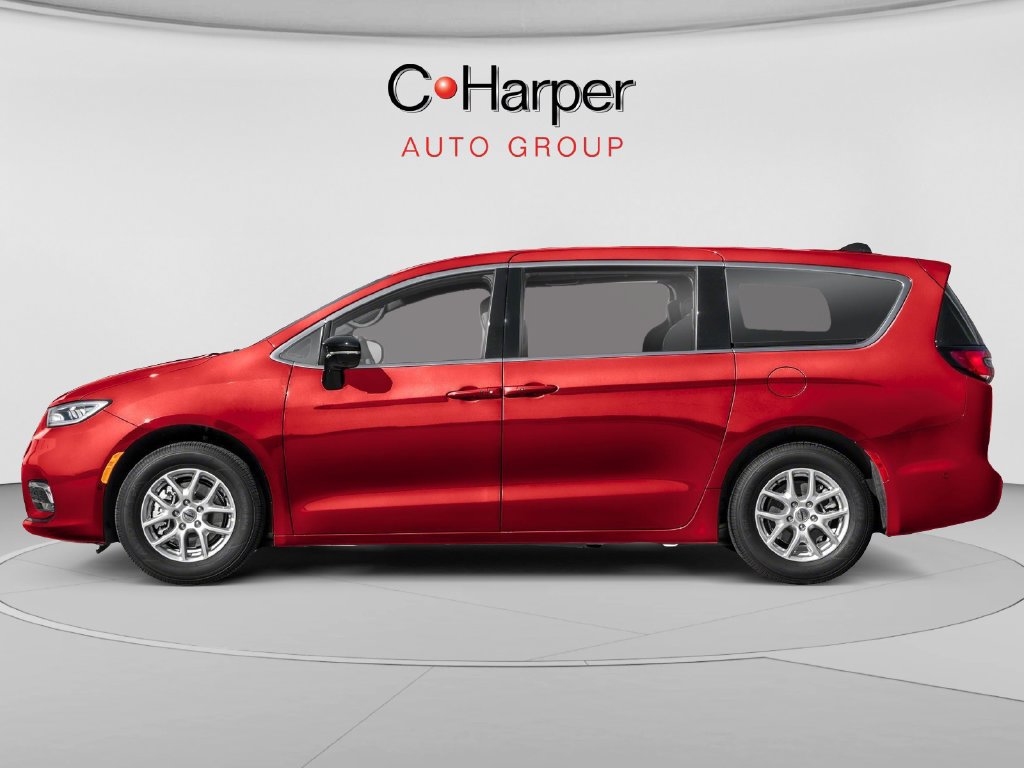 Used 2025 Chrysler Pacifica Select FWD image 3