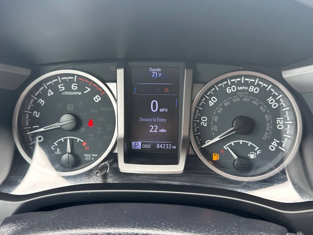 Used 2020 Toyota Tacoma Limited AWD/4WD image 25