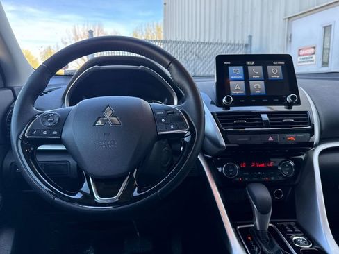 Used 2025 Mitsubishi Eclipse Cross SE image 14