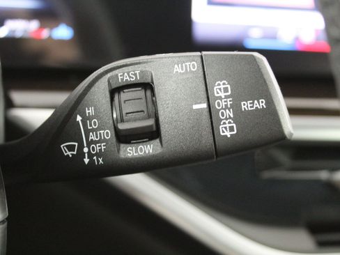 New 2026 BMW X5 xDrive40i w/ M Sport Package image 30