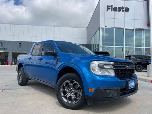 Used 2022 Ford Maverick XLT FWD image 1