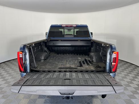 Used 2024 GMC Sierra 2500 Denali Ultimate AWD/4WD image 19
