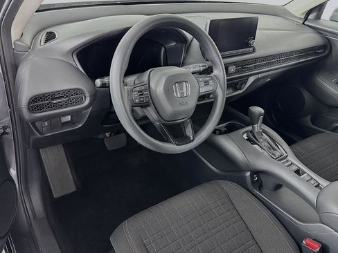 Certified 2023 Honda HR-V LX image 9