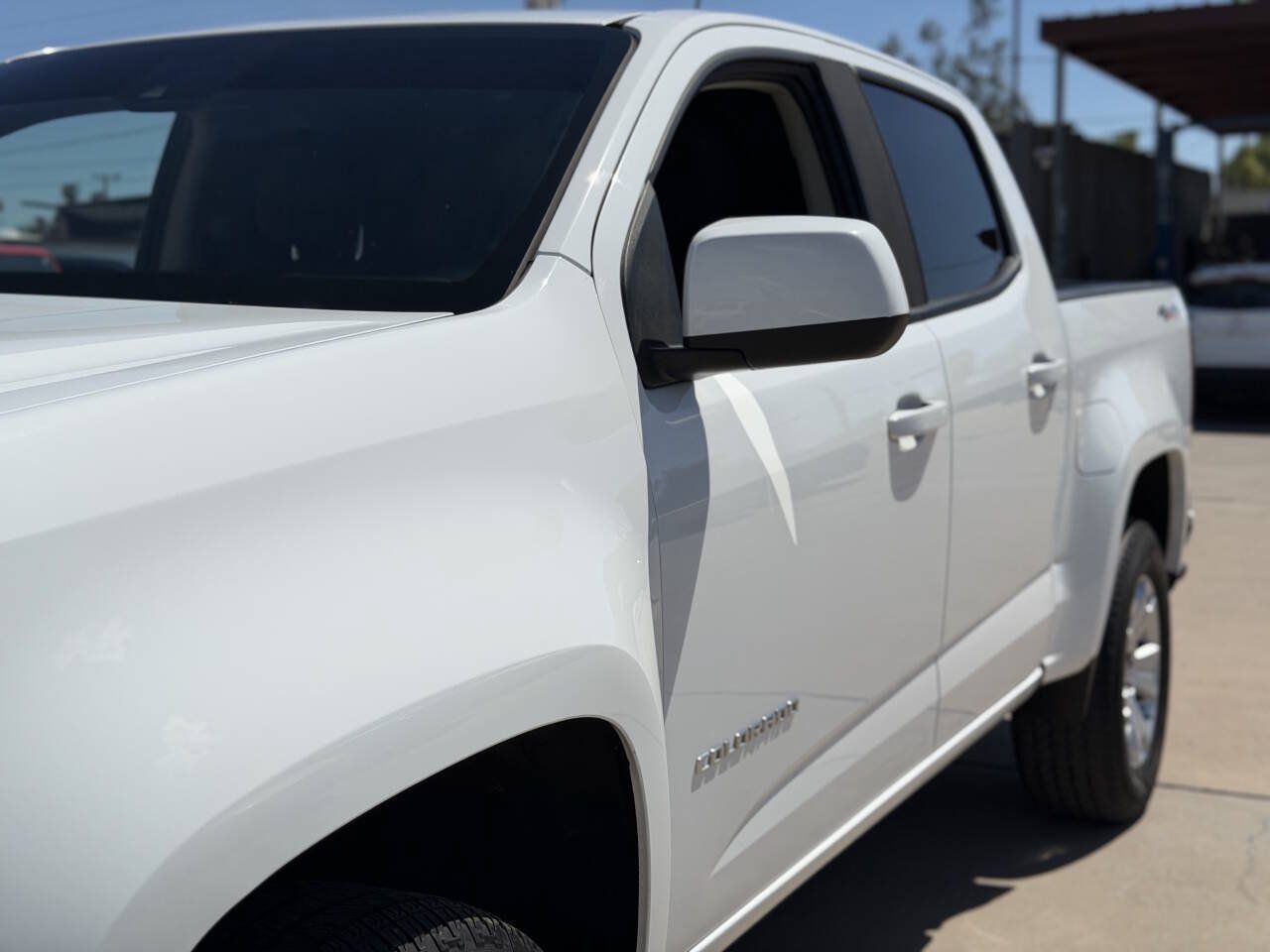 Used 2022 Chevrolet Colorado LT w/ Safety Package AWD/4WD image 3