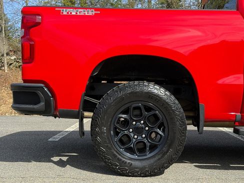 Used 2019 Chevrolet Silverado 1500 Custom Trail Boss image 9