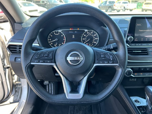 Used 2023 Nissan Altima 2.5 SV FWD image 21