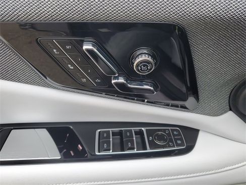 Certified 2025 Cadillac Optiq Luxury 2 w/ LPO, Floor Liner Package image 18