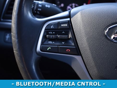 Used 2017 Hyundai Elantra Limited w/ Limited Tech Package 04 image 12