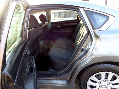 Used 2016 Nissan Altima 2.5 S w/ Power Driver Seat Package image 42