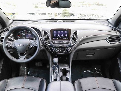 Used 2024 Chevrolet Equinox Premier FWD image 12