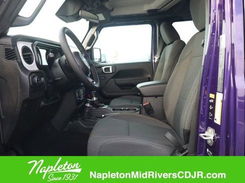 New 2026 Jeep Gladiator Sport AWD/4WD image 12