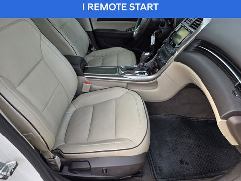 Used 2013 Chevrolet Malibu LT image 14