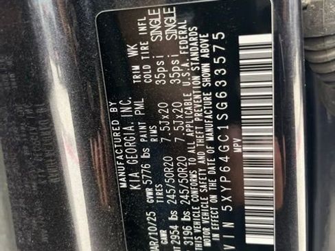 Used 2025 Kia Telluride S FWD image 15