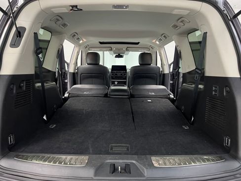 Used 2024 INFINITI QX80 Luxe image 40