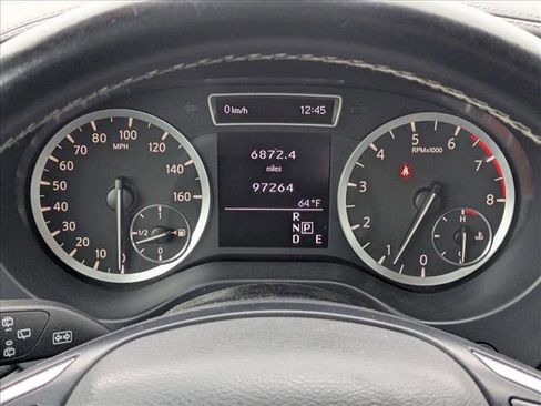 Used 2018 INFINITI QX30 image 10