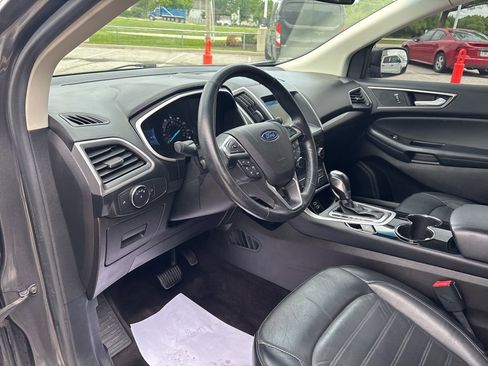 Used 2017 Ford Edge SEL w/ Equipment Group 201A AWD/4WD image 57