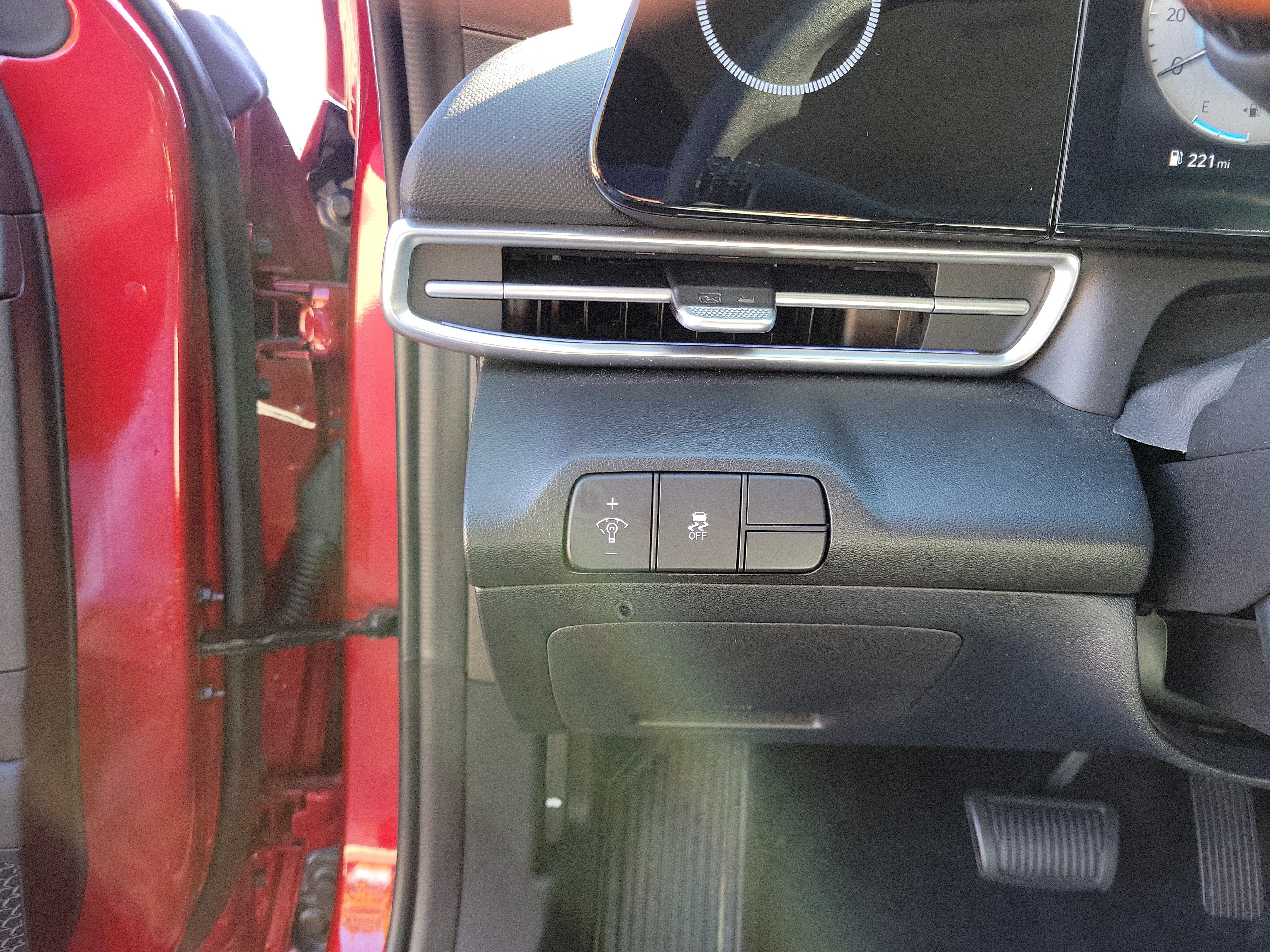 Used 2024 Hyundai Elantra SEL FWD image 21