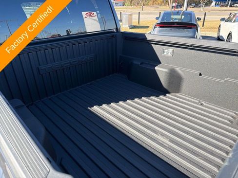 Used 2025 Toyota Tacoma TRD Sport image 22